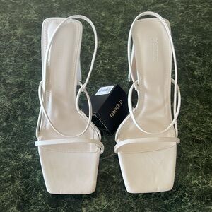 White high heel size 7.5 Forever 21